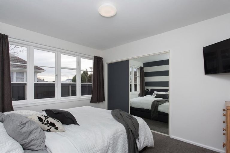 Photo of property in 117 Sawyers Arms Road, Northcote, Christchurch, 8052