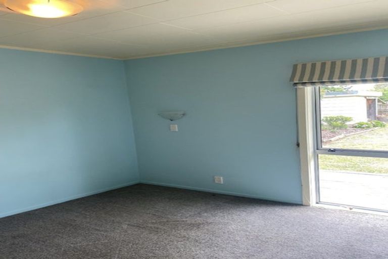 Photo of property in 159 Regent Street, Martinborough, 5711