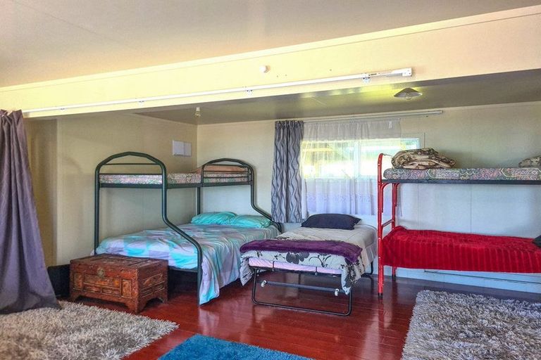 Photo of property in 4 Stratford Drive, Cable Bay, 0420