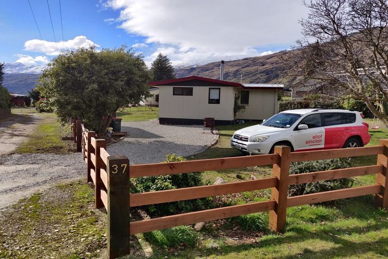 Photo of property in 37 Kent Street, Kingston, Athol, 9793