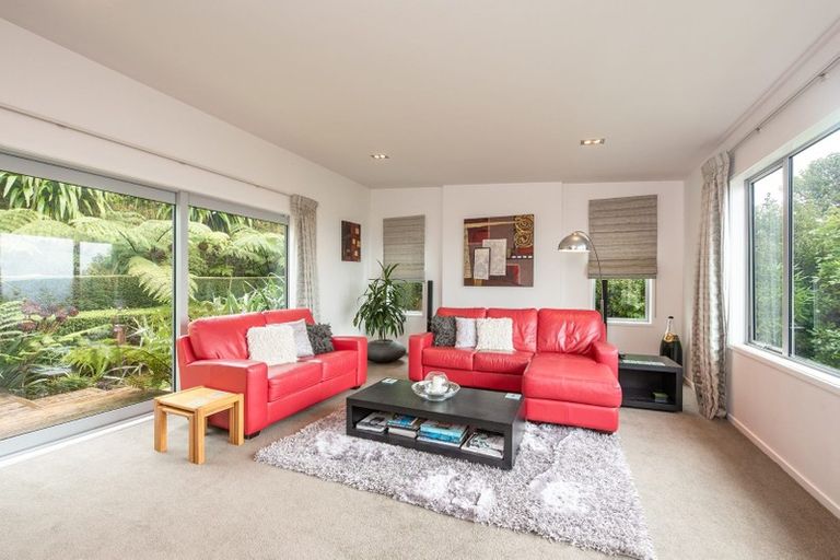 Photo of property in 24 Mewburn Rise, Karori, Wellington, 6012