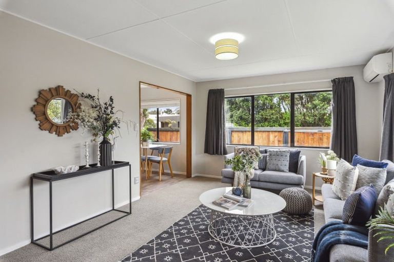 Photo of property in 6 Jane Street, Waikanae Beach, Waikanae, 5036