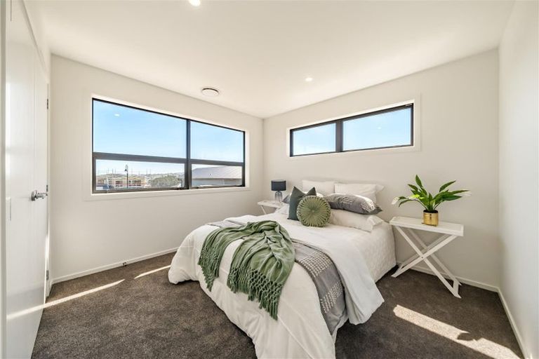 Photo of property in 37a Waitaria Terrace, Aotea, Porirua, 5024