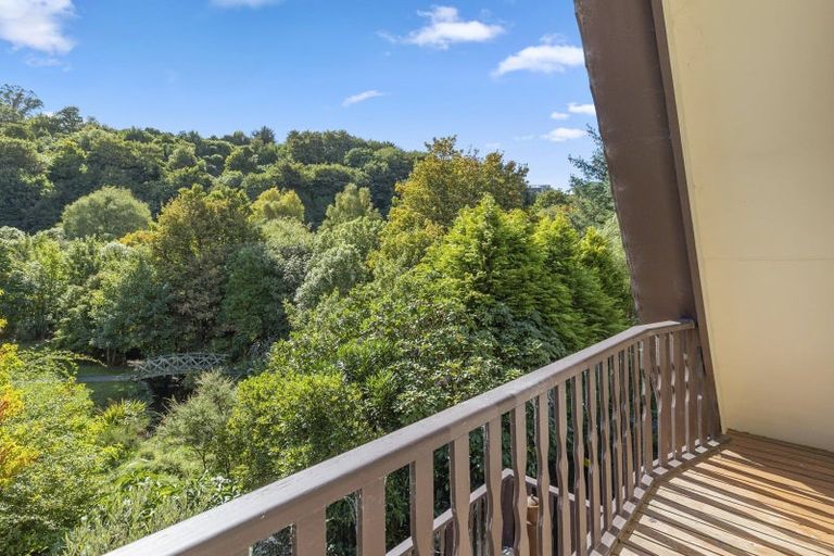 Photo of property in 50 Glenross Street, Glenross, Dunedin, 9011