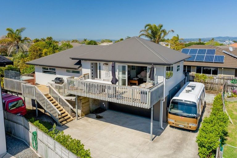 Photo of property in 1154b Papamoa Beach Road, Papamoa Beach, Papamoa, 3118