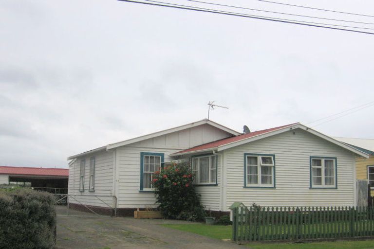Photo of property in 54 Randwick Crescent, Moera, Lower Hutt, 5010