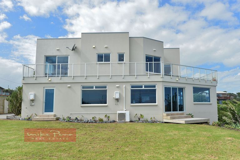 Photo of property in 20 Coates Avenue, Baylys Beach, Dargaville, 0377