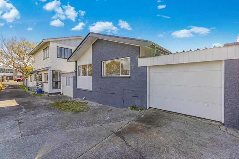 Photo of property in 2/19 Maich Road, Manurewa, Auckland, 2102