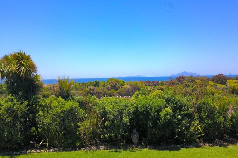 Photo of property in 6 Cullen Road, Waipu, 0582