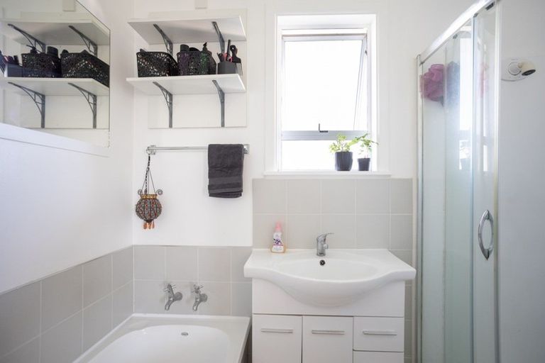 Photo of property in 284 Tremaine Avenue, Takaro, Palmerston North, 4412