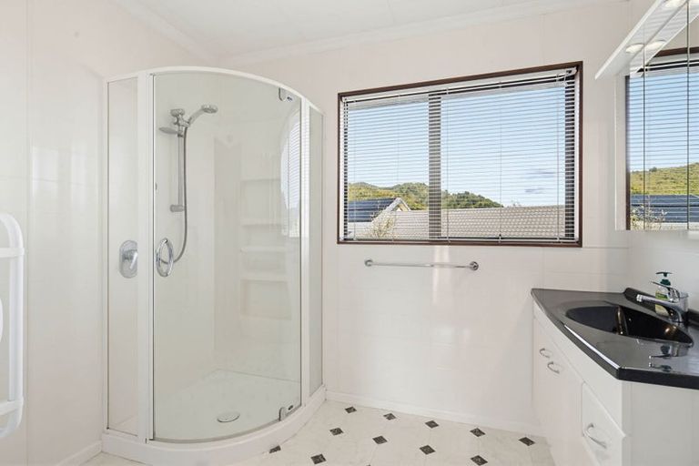 Photo of property in 296 Waikawa Road, Waikawa, Picton, 7220