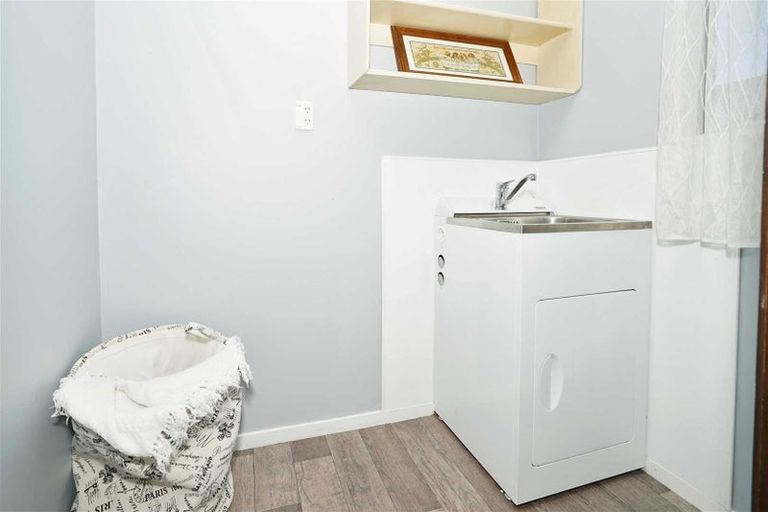 Photo of property in 4 Elmwood Crescent, Pukete, Hamilton, 3200