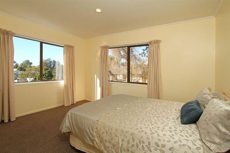 Photo of property in 40 Anich Road, Massey, Auckland, 0614