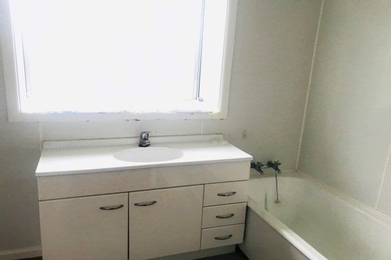 Photo of property in 155 Kendal Avenue, Burnside, Christchurch, 8053