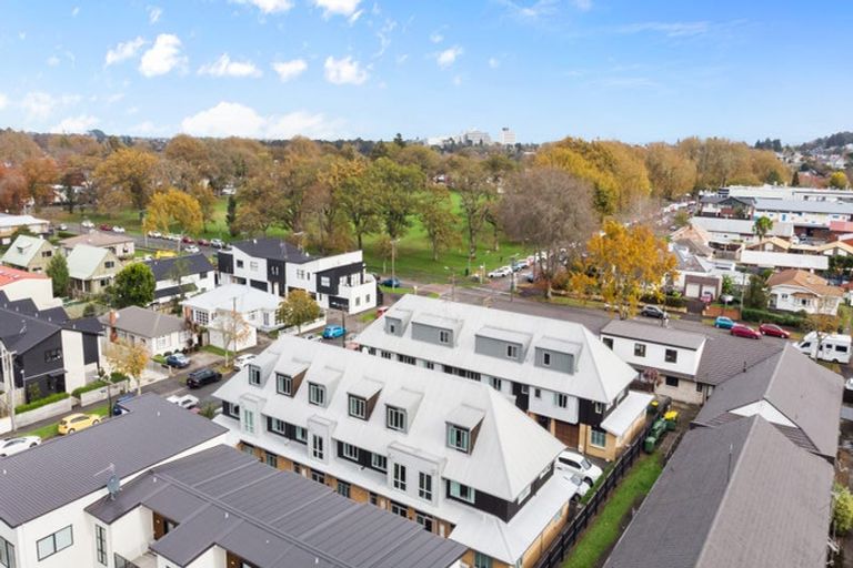 Photo of property in 41d Cook Street, Hamilton East, Hamilton, 3216