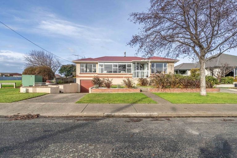 Photo of property in 75 Dart Street, Hawthorndale, Invercargill, 9810