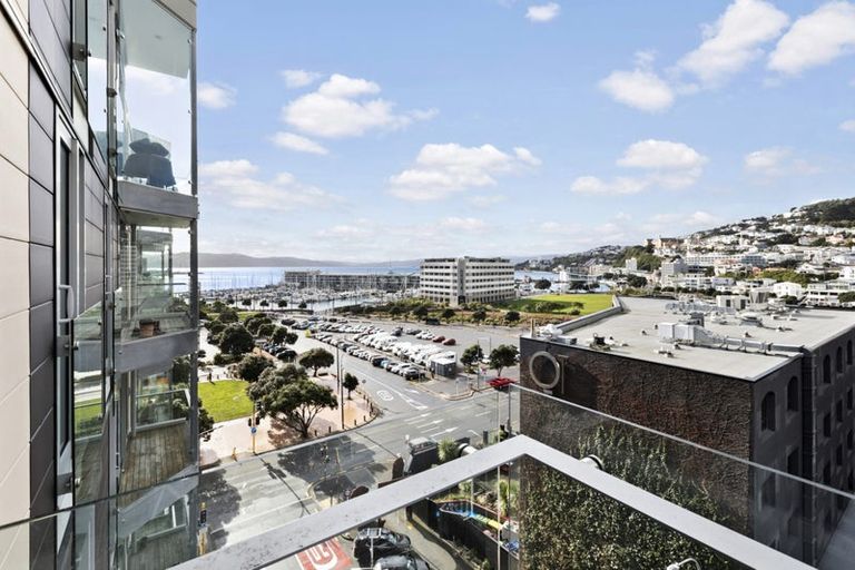 Photo of property in Piermont Apartments, 7i/82 Cable Street, Te Aro, Wellington, 6011