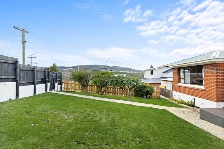 Photo of property in 239 Brockville Road, Brockville, Dunedin, 9011