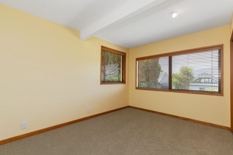 Photo of property in 29 Greenstone Place, Fernhill, Queenstown, 9300