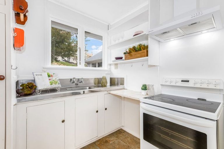 Photo of property in 8 Ngahue Crescent, Elsdon, Porirua, 5022