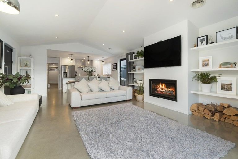 Photo of property in 26 Violet Way, Lower Shotover, Queenstown, 9304