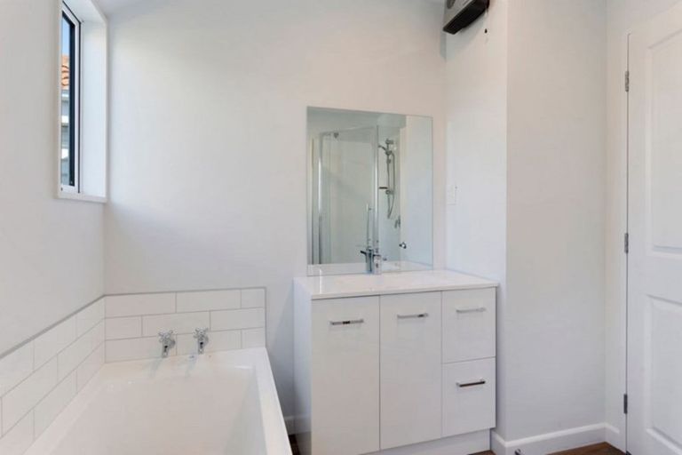 Photo of property in 24 Millcroft Place, Parklands, Christchurch, 8083