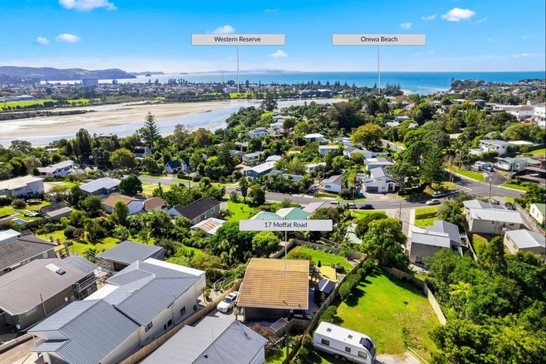 Photo of property in 2/17 Moffat Road, Red Beach, 0932