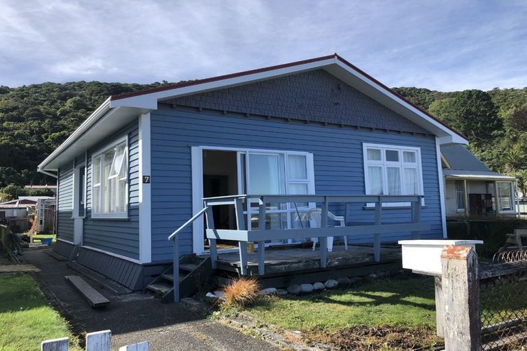 Photo of property in 7 Alexander Terrace, Greymouth, 7805
