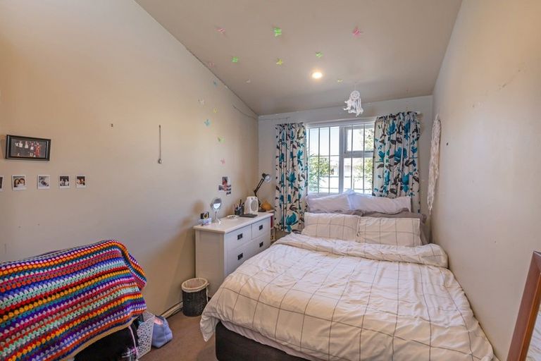 Photo of property in 71a Maces Road, Bromley, Christchurch, 8062