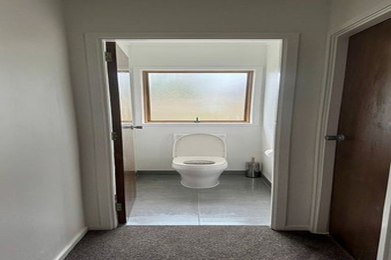 Photo of property in 2/18 Fratley Avenue, Farm Cove, Auckland, 2012