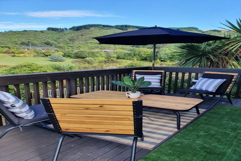 Photo of property in 88a Kirton Drive, Riverstone Terraces, Upper Hutt, 5018