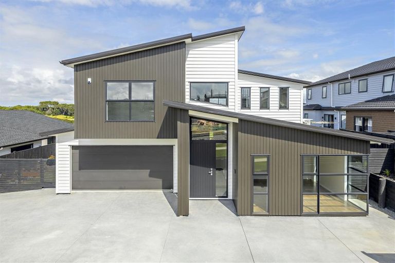 Photo of property in 9 Hapukupuku Avenue, Beachlands, Auckland, 2018