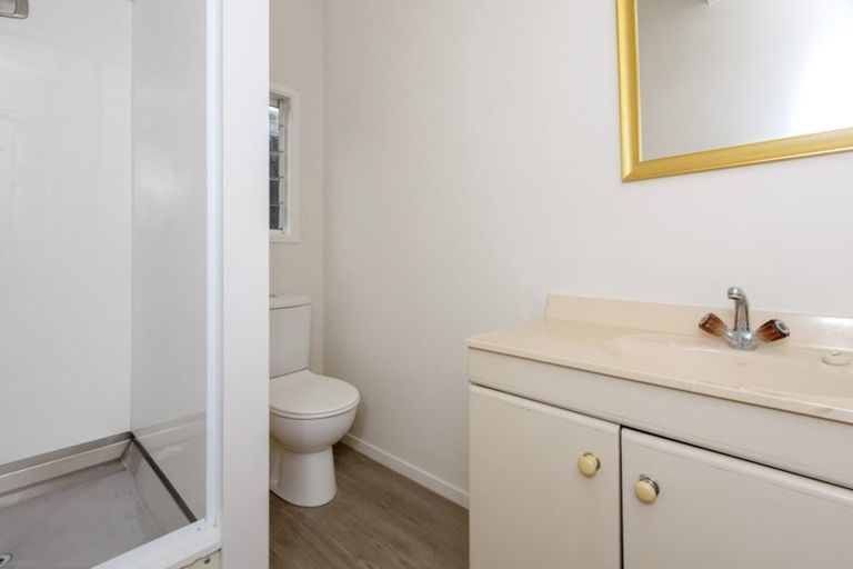 Photo of property in 9 Purata Place, Mangere Bridge, Auckland, 2022