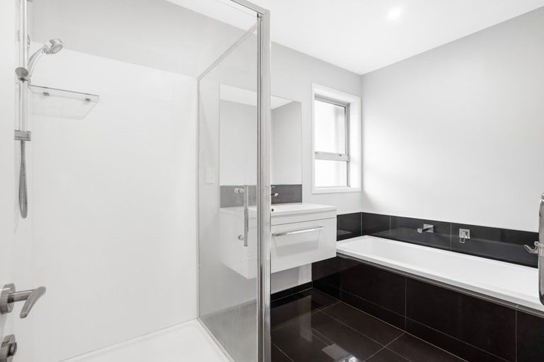 Photo of property in 35 Packard Crescent, Halswell, Christchurch, 8025