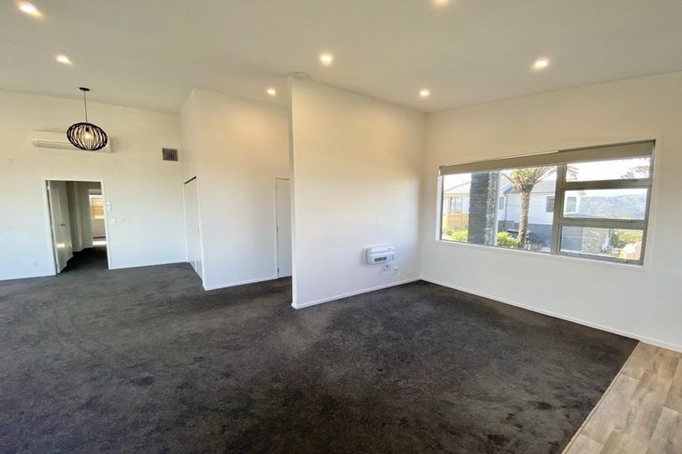 Photo of property in 1 Benhar Close, Kelson, Lower Hutt, 5010