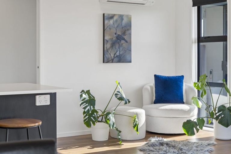 Photo of property in 4 Grahams Lane, Bell Block, New Plymouth, 4312