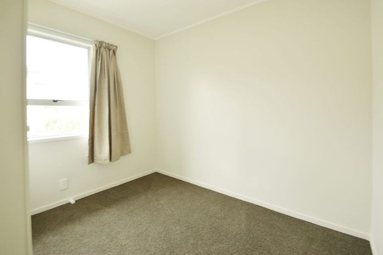 Photo of property in 72b Swaffield Road, Papatoetoe, Auckland, 2025