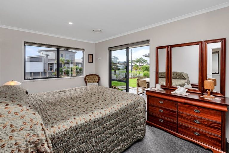 Photo of property in 26 Key West Drive, One Tree Point, 0118