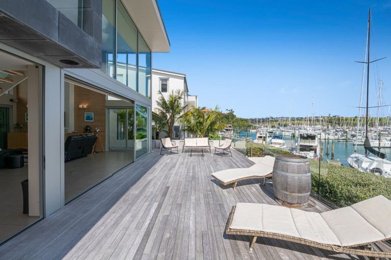 Photo of property in 32 Rue D' Amarres, Gulf Harbour, Whangaparaoa, 0930