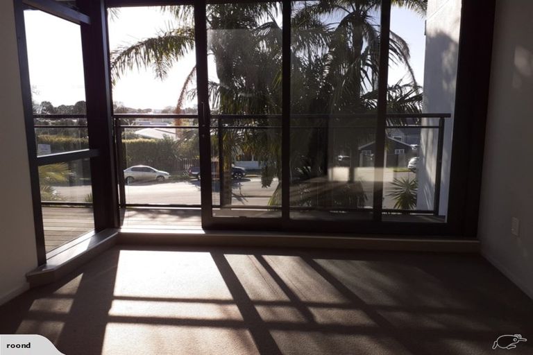 Photo of property in 3-01/424 Maunganui Road, Mount Maunganui, 3116