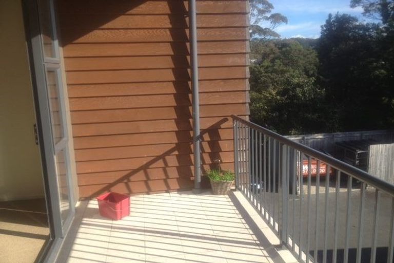 Photo of property in 9/28 The Avenue, Albany, Auckland, 0632