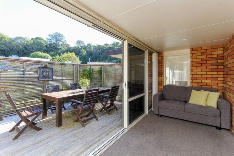 Photo of property in 16 Thames Street, Welbourn, New Plymouth, 4310