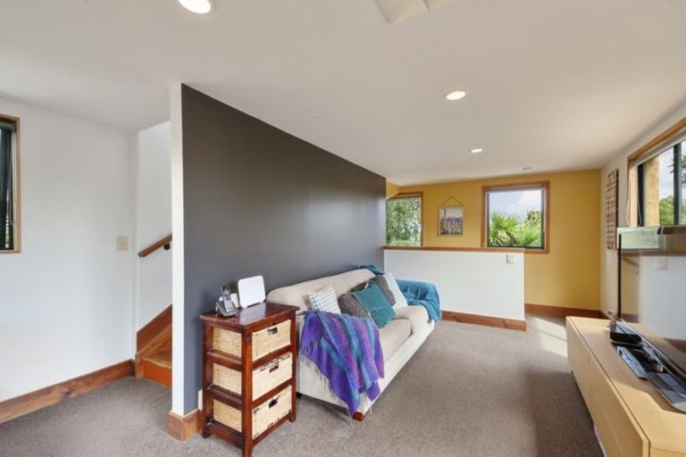 Photo of property in 6 Astelia Way, Waipahihi, Taupo, 3330