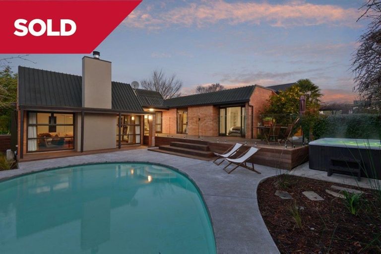 Photo of property in 24 Bannister Place, Ilam, Christchurch, 8053