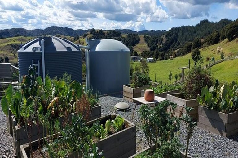 Photo of property in 1264 Millbrook Road, Taipuha, Paparoa, 0571