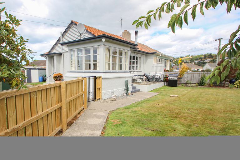 Photo of property in 9 Harlech Street, Oamaru North, Oamaru, 9400
