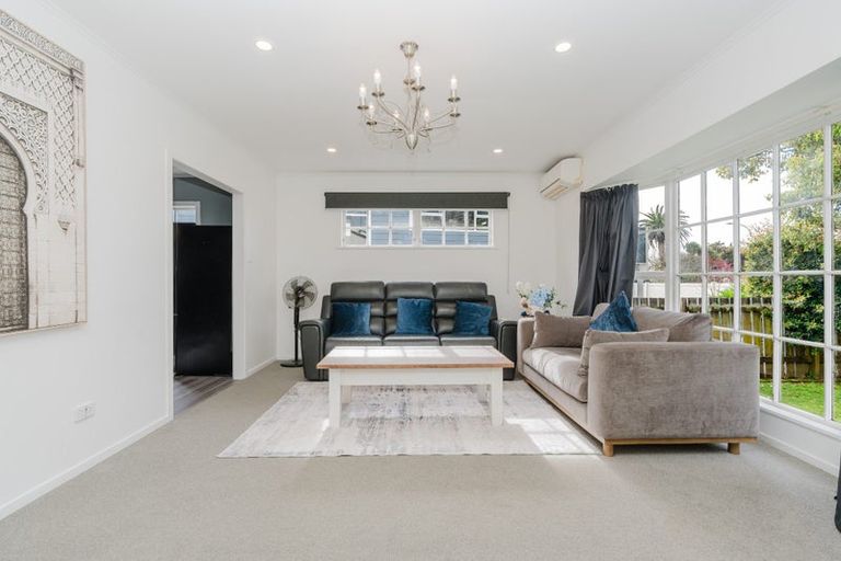 Photo of property in 9 Totara Drive, St Andrews, Hamilton, 3200