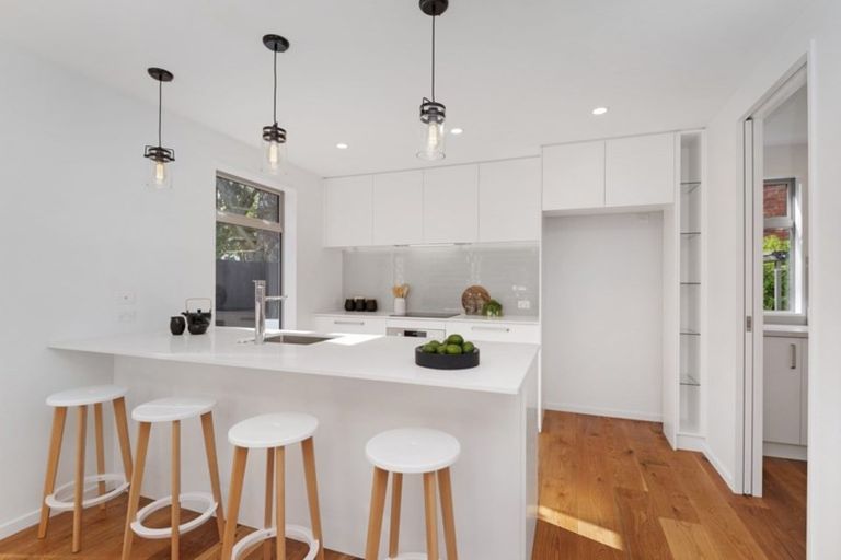 Photo of property in 95c Edgeware Road, St Albans, Christchurch, 8014