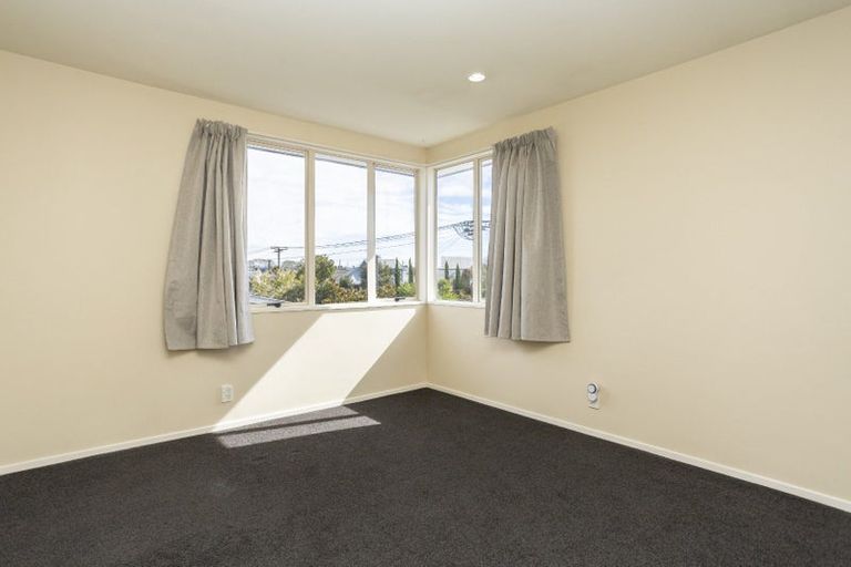 Photo of property in 1 Rosefield Lane, Northcote, Christchurch, 8052