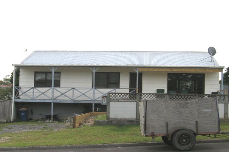 Photo of property in 8 Mona Vale, West Harbour, Auckland, 0618